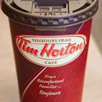 Tim Hortons Becher