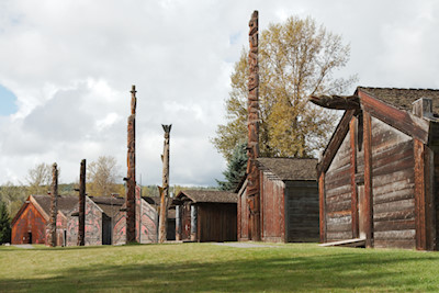 Wir besuchen ein Museumsdorf der Gitxsan